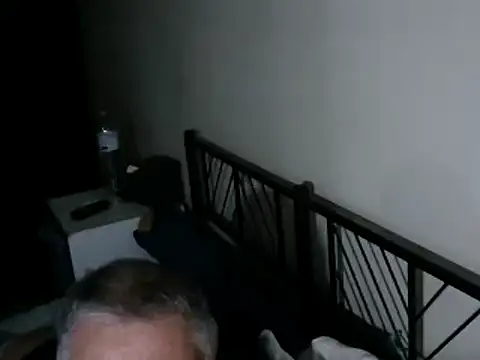 Snapshot of 100Tauros chatting on October 19, 8:09 pm 100Tauros online show from October 19, 8:09 pm