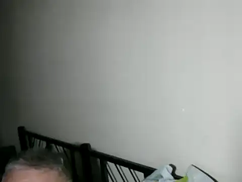 Snapshot of 100Tauros chatting on November 2, 3:20 am 100Tauros online show from November 2, 3:20 am