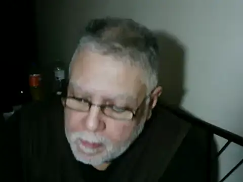 Snapshot of 100Tauros chatting on November 4, 10:09 pm 100Tauros online show from November 4, 10:09 pm