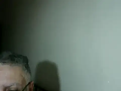 Snapshot of 100Tauros chatting on November 11, 3:45 pm 100Tauros online show from November 11, 3:45 pm