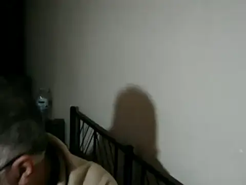 Snapshot of 100Tauros chatting on November 30, 3:38 pm 100Tauros online show from November 30, 3:38 pm