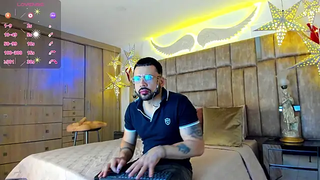 petterwilly1 online show from December 21, 11:12 pm