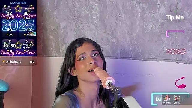 Snapshot of Mara_friendboy699 chatting on February 10, 7:58 am Mara friendboy699 online show from February 10, 7:58 am