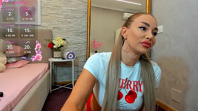 Snapshot of Alessa_Burns chatting on November 8, 7:19 am Alessa Burns online show from November 8, 7:19 am