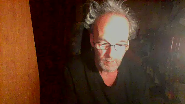 nice6incs online show from May 30, 10:51 pm