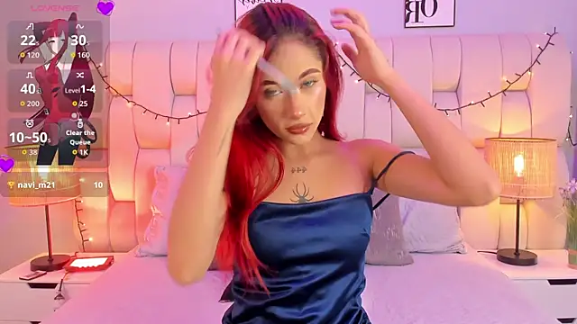 SkinnyFoxy online show from November 28, 7:38 pm