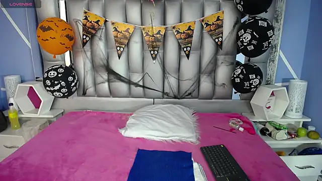 sophia ny online show from October 27, 1:37 pm