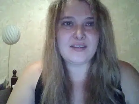 ParisMimi online show from December 3, 12:25 pm