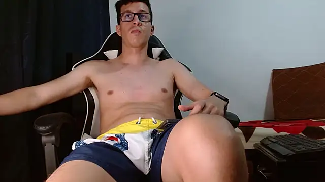 Snapshot of Jhonny_hot_s chatting on September 25, 7:39 pm Jhonny hot s online show from September 25, 7:39 pm