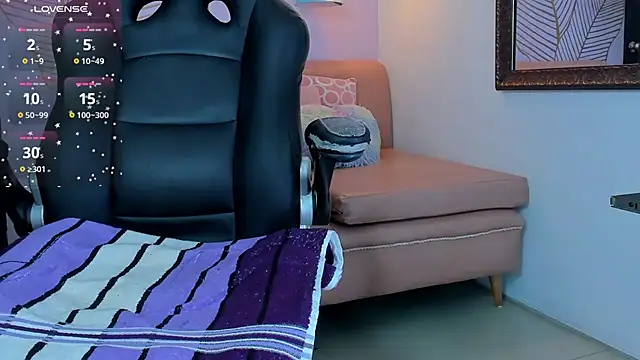 Snapshot of BarbaraKnox_ chatting on February 5, 3:23 am BarbaraKnox online show from February 5, 3:23 am