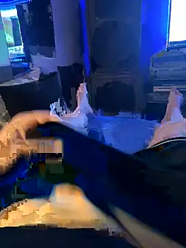 Snapshot of MatthewEmme chatting on December 2, 11:45 pm MatthewEmme online show from December 2, 11:45 pm