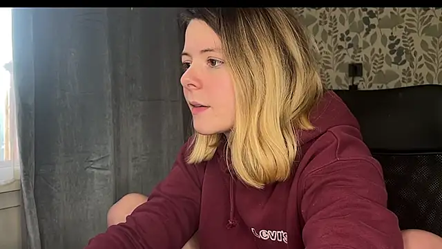 Nina blain online show from February 3, 12:14 pm