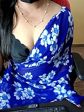 Snapshot of Adwithaa chatting on February 18, 5:03 am Adwithaa online show from February 18, 5:03 am