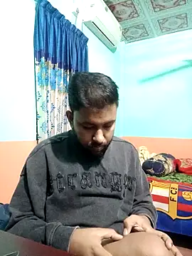 Snapshot of zakly69 chatting on February 17, 6:48 pm zakly69 online show from February 17, 6:48 pm