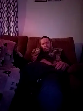 Bigloggz online show from March 5, 6:42 am