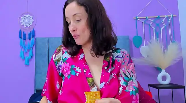 IberianMoonMK online show from January 5, 9:47 pm