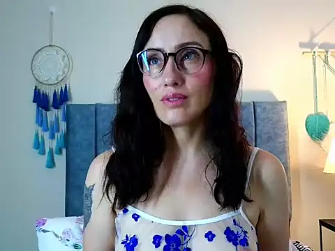 IberianMoonMK online show from September 30, 11:37 am