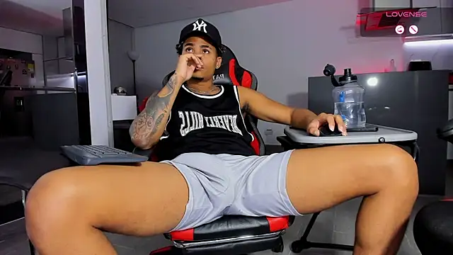 Snapshot of daikokuten_ chatting on January 22, 1:10 am daikokuten online show from January 22, 1:10 am