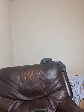 Snapshot of theDemente18 chatting on November 3, 9:54 am theDemente18 online show from November 3, 9:54 am