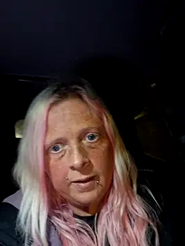 chubby british blonde uk online show from February 27, 6:30 pm