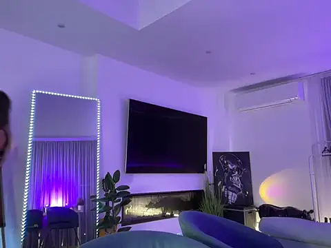 Mika Miller online show from September 12, 7:14 pm