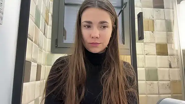 Mika Miller online show from November 7, 9:15 pm