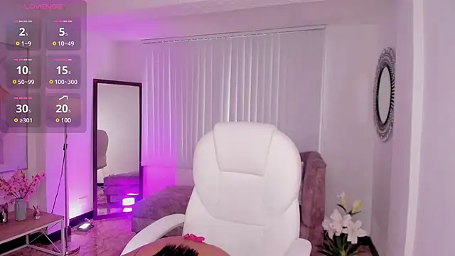 madisson davon online show from March 7, 1:40 pm