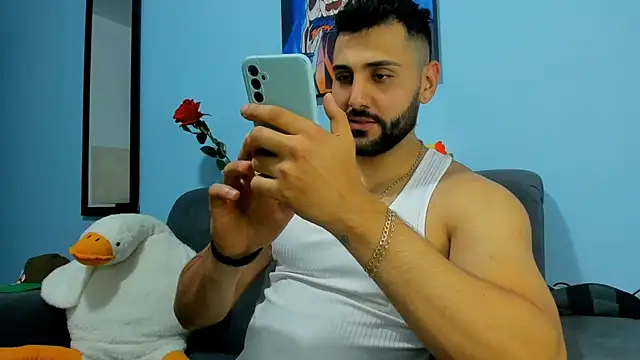 Snapshot of ETHAN_ROX chatting on January 29, 8:04 pm ETHAN ROX online show from January 29, 8:04 pm