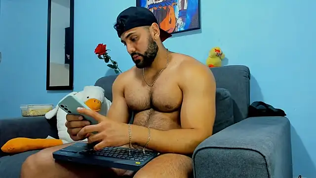 Snapshot of ETHAN_ROX chatting on February 28, 11:45 pm ETHAN ROX online show from February 28, 11:45 pm