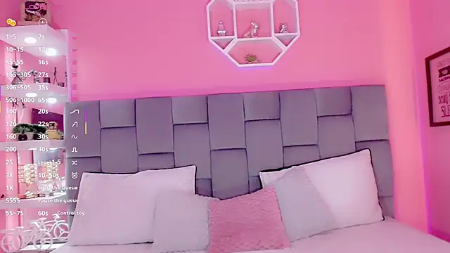 Snapshot of AlanaBekeer chatting on February 20, 8:25 pm AlanaBekeer online show from February 20, 8:25 pm