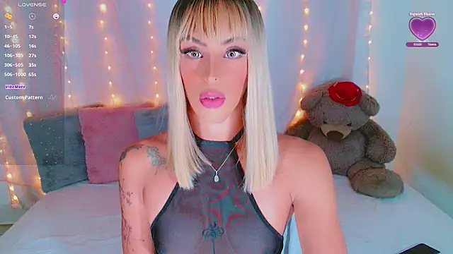 Snapshot of AlanaBekeer chatting on September 30, 10:04 pm AlanaBekeer online show from September 30, 10:04 pm