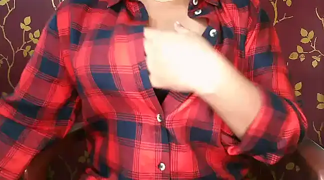 VR here 4U online show from January 28, 7:00 pm