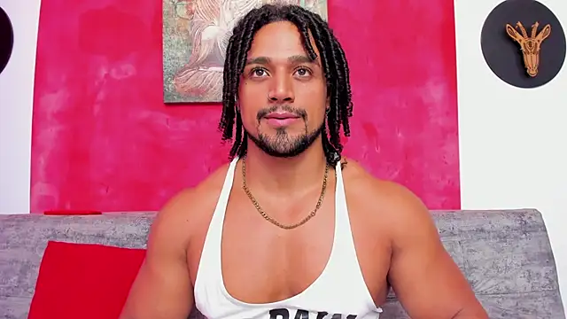 Snapshot of MikeEstevess chatting on January 12, 9:19 pm MikeEstevess online show from January 12, 9:19 pm