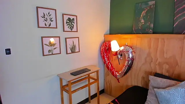 Snapshot of jacob-coper chatting on February 24, 3:02 am jacob-coper online show from February 24, 3:02 am