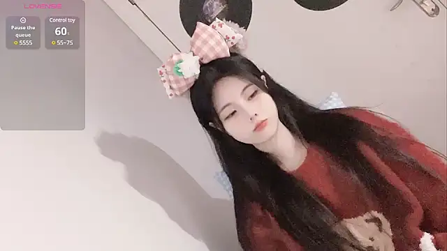 Qedgjwyz1 online show from January 27, 11:11 am