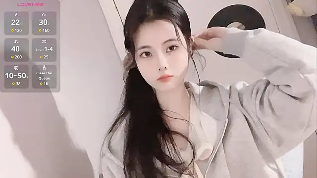 Qedgjwyz1 online show from February 9, 3:43 am