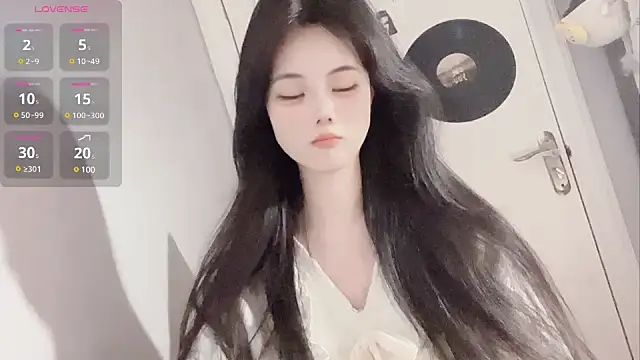 Qedgjwyz1 online show from February 20, 10:16 am