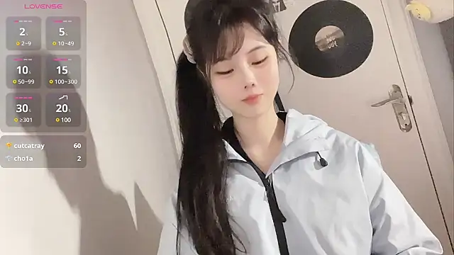 Qedgjwyz1 online show from February 26, 12:47 pm