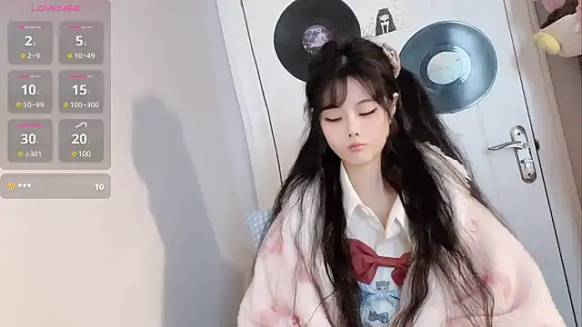 Qedgjwyz1 online show from March 5, 3:08 am