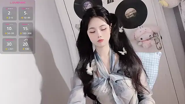 Qedgjwyz1 online show from March 19, 12:34 pm