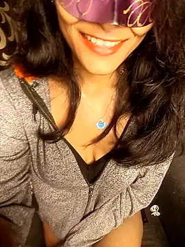 Snapshot of REVA_DARLING chatting on January 9, 8:03 am REVA DARLING online show from January 9, 8:03 am