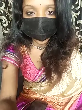 Snapshot of REVA_DARLING chatting on November 22, 2:21 am REVA DARLING online show from November 22, 2:21 am