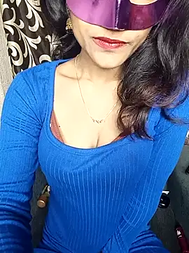 REVA DARLING online show from January 10, 6:37 am