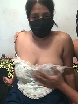 NOORA-GIRL online show from February 7, 2:04 pm