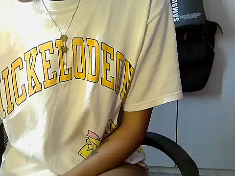 Snapshot of Destiny_Desire chatting on November 16, 12:22 pm Destiny Desire online show from November 16, 12:22 pm