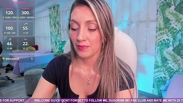 Snapshot of anny_sweet72 chatting on November 14, 12:48 pm anny sweet72 online show from November 14, 12:48 pm