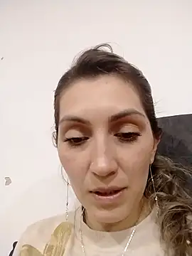 Snapshot of anny_sweet72 chatting on November 21, 3:22 pm anny sweet72 online show from November 21, 3:22 pm