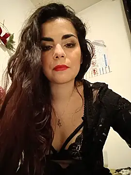 Snapshot of Saturnia_Yvonne chatting on January 23, 5:52 pm Saturnia Yvonne online show from January 23, 5:52 pm