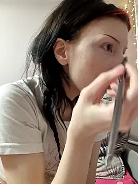 Snapshot of _Alice_0-0 chatting on December 2, 1:28 pm Alice 0-0 online show from December 2, 1:28 pm