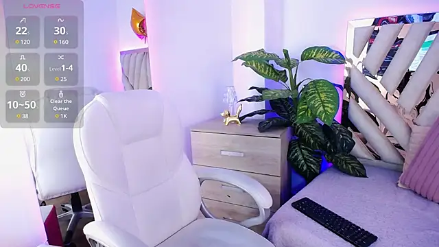 Camille jhonson online show from February 2, 10:57 am